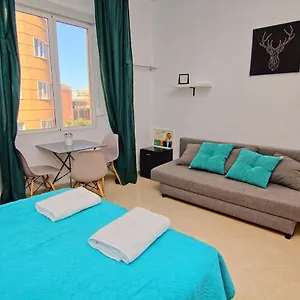 https://low-cost-room-mercado-malaga.1costadelsol.com