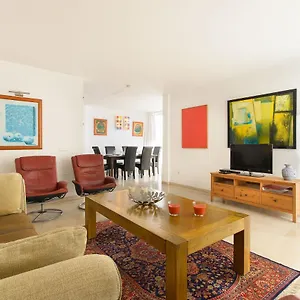 https://luis-iii.puertodelcarmen-hotels.org