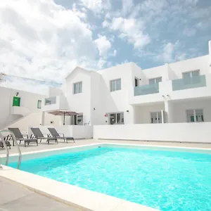 https://apartment-6-rociega-35-puerto-del-carmen.puertodelcarmen-hotels.org