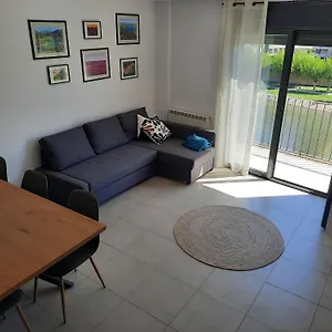 https://apt-apartament-casa-montroig.catalonia-hotels.com